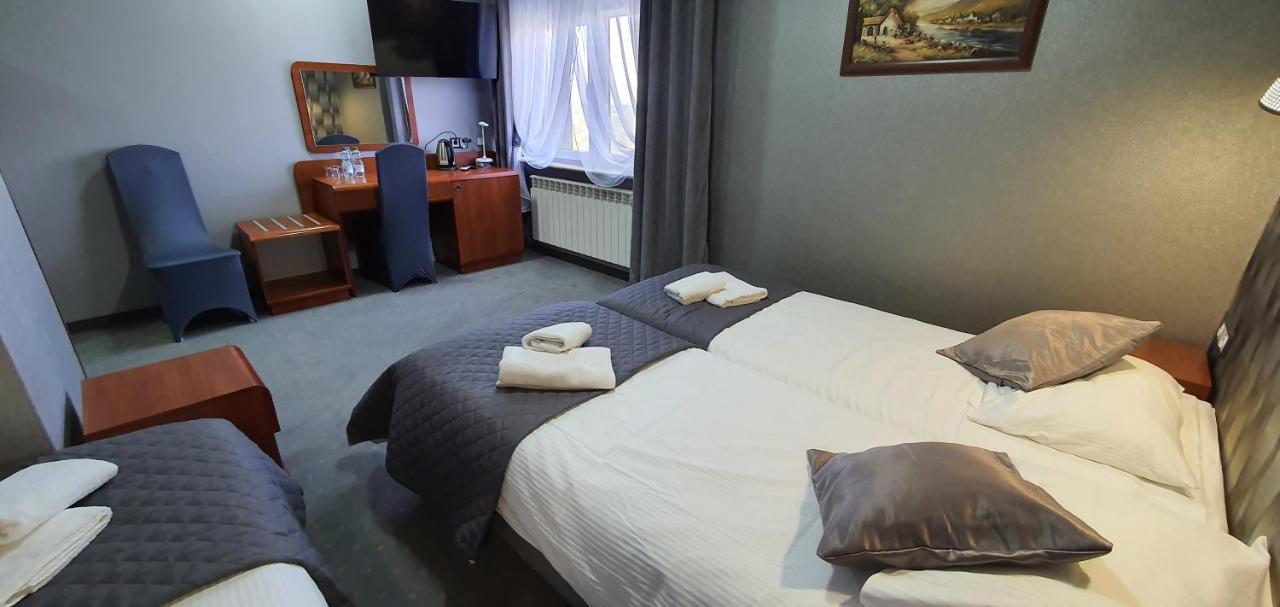 Hotel Bursztynowy Jozefow na Wisla Bagian luar foto