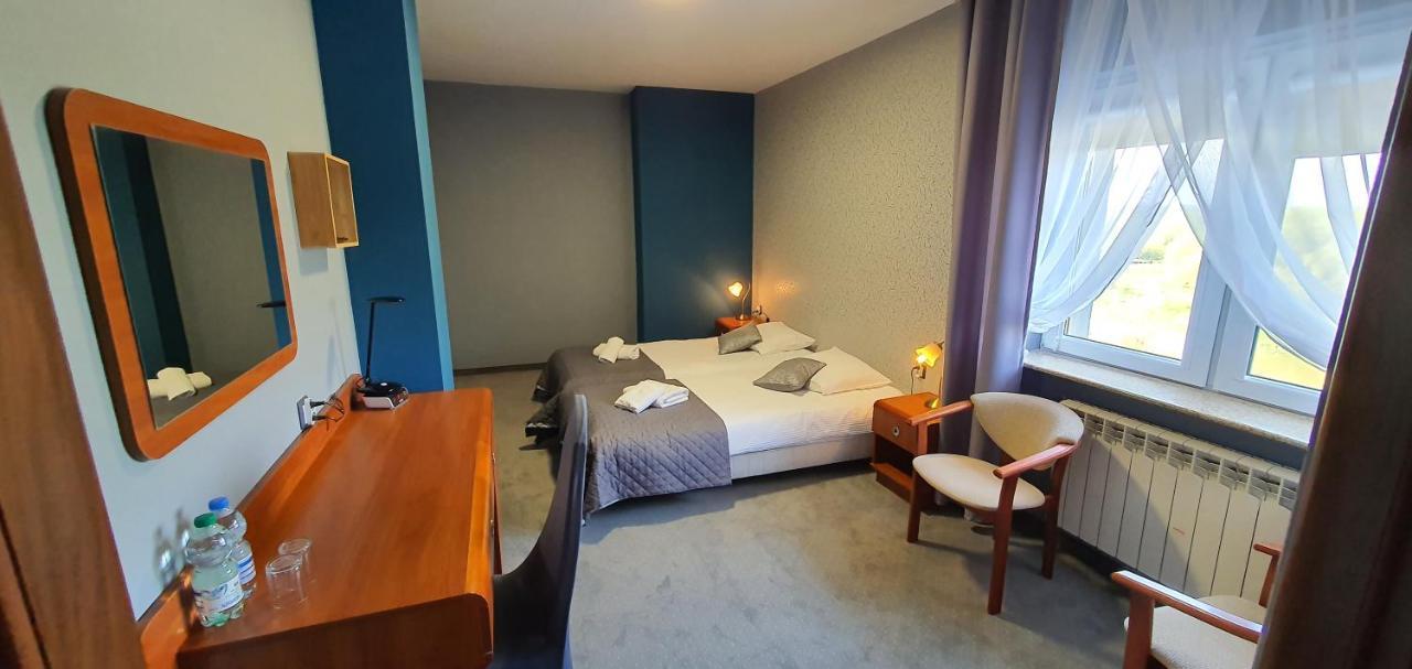 Hotel Bursztynowy Jozefow na Wisla Bagian luar foto