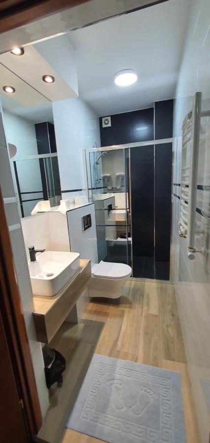 Hotel Bursztynowy Jozefow na Wisla Bagian luar foto