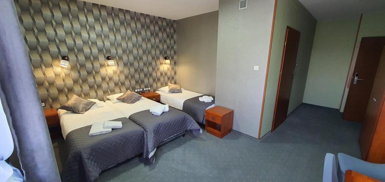 Hotel Bursztynowy Jozefow na Wisla Bagian luar foto