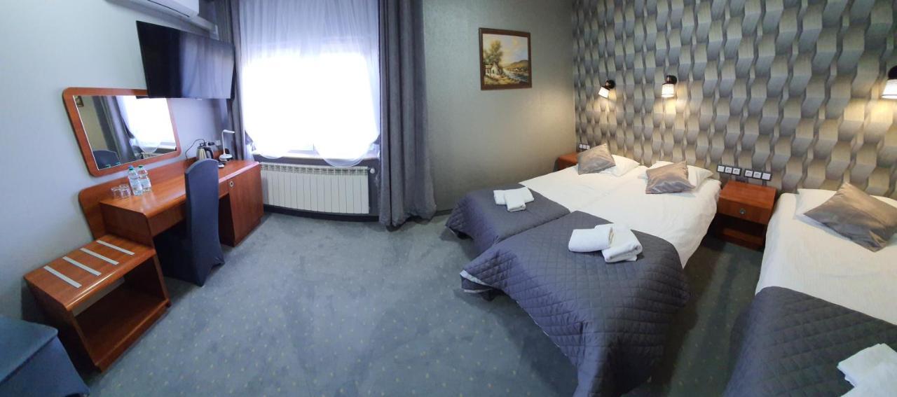 Hotel Bursztynowy Jozefow na Wisla Bagian luar foto