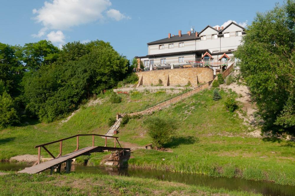Hotel Bursztynowy Jozefow na Wisla Bagian luar foto