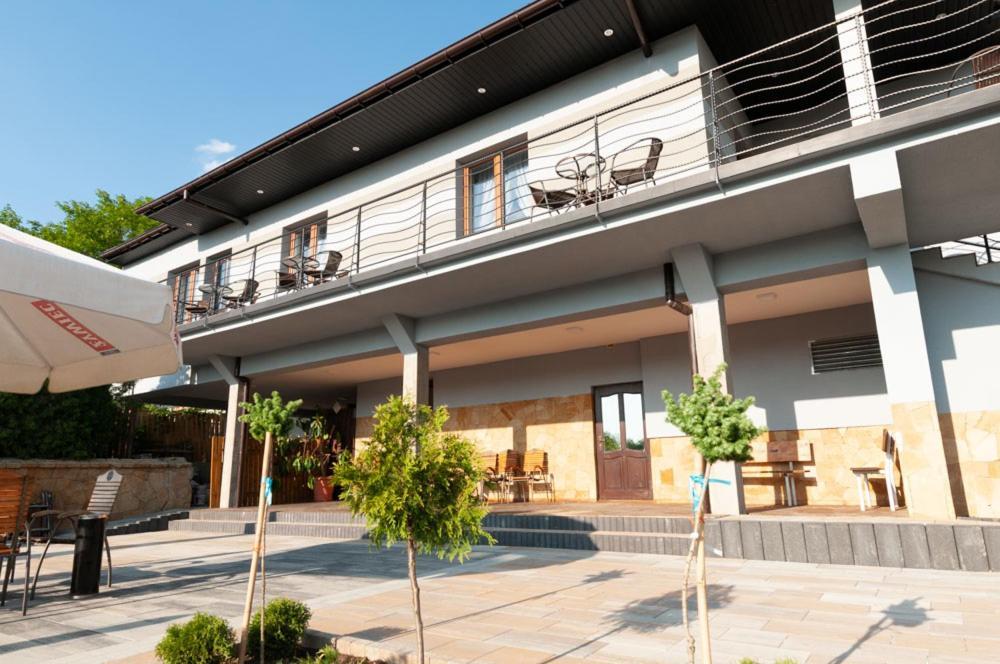 Hotel Bursztynowy Jozefow na Wisla Bagian luar foto