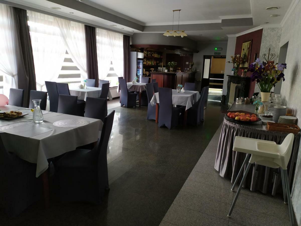 Hotel Bursztynowy Jozefow na Wisla Bagian luar foto