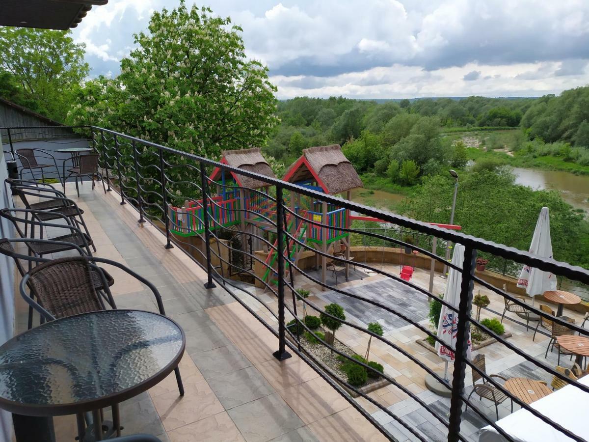 Hotel Bursztynowy Jozefow na Wisla Bagian luar foto