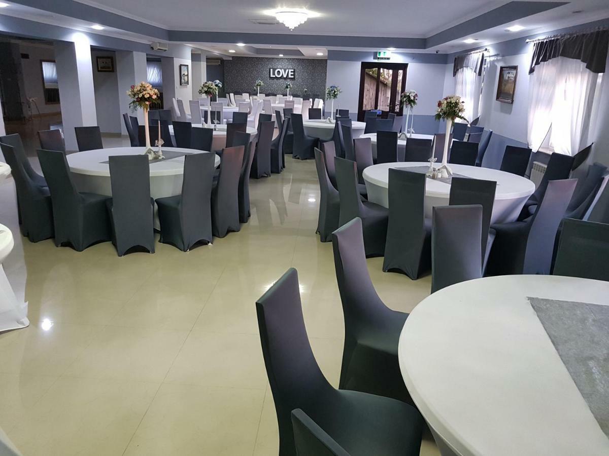 Hotel Bursztynowy Jozefow na Wisla Bagian luar foto