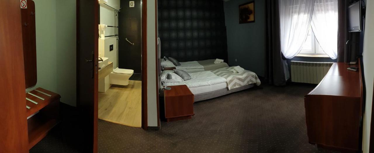 Hotel Bursztynowy Jozefow na Wisla Bagian luar foto