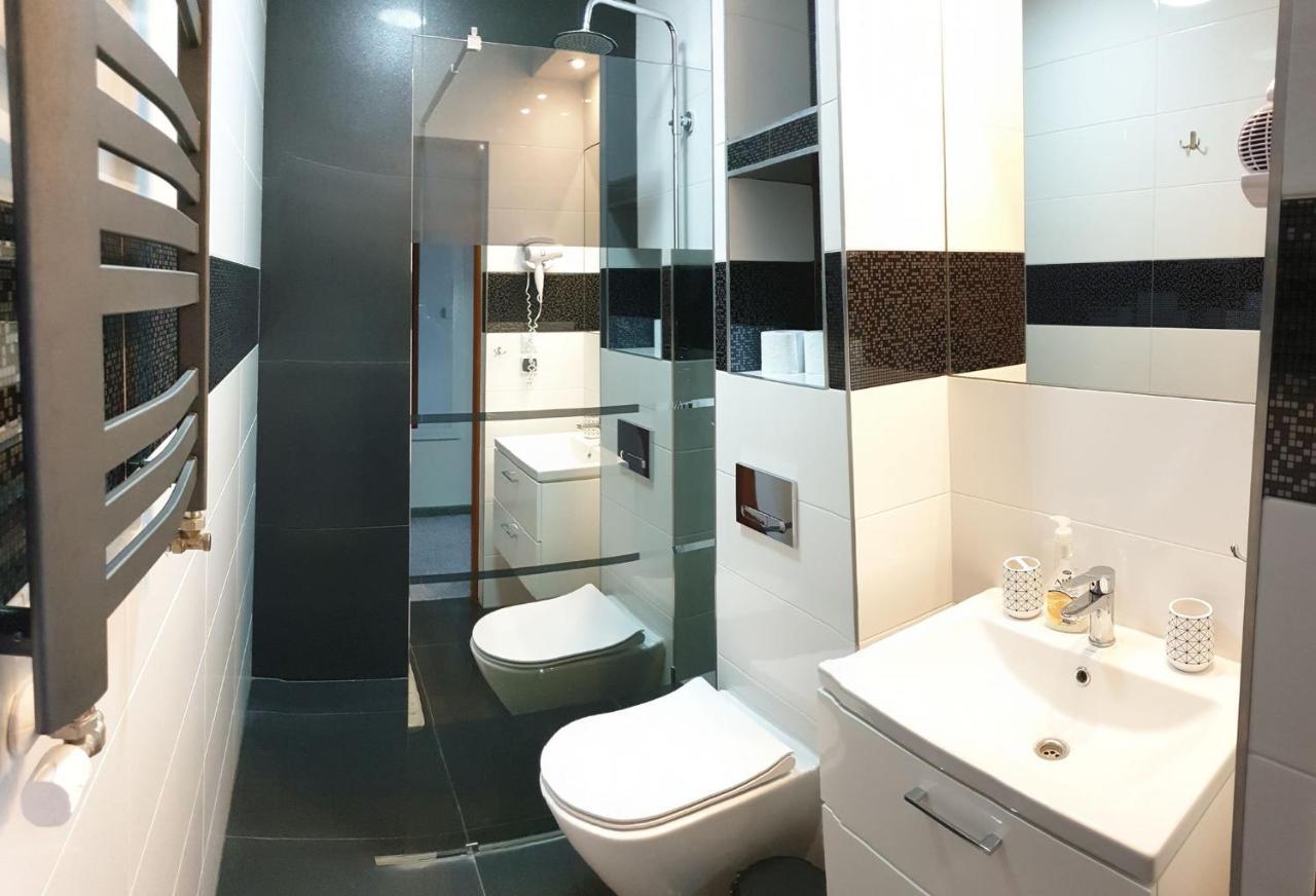 Hotel Bursztynowy Jozefow na Wisla Bagian luar foto